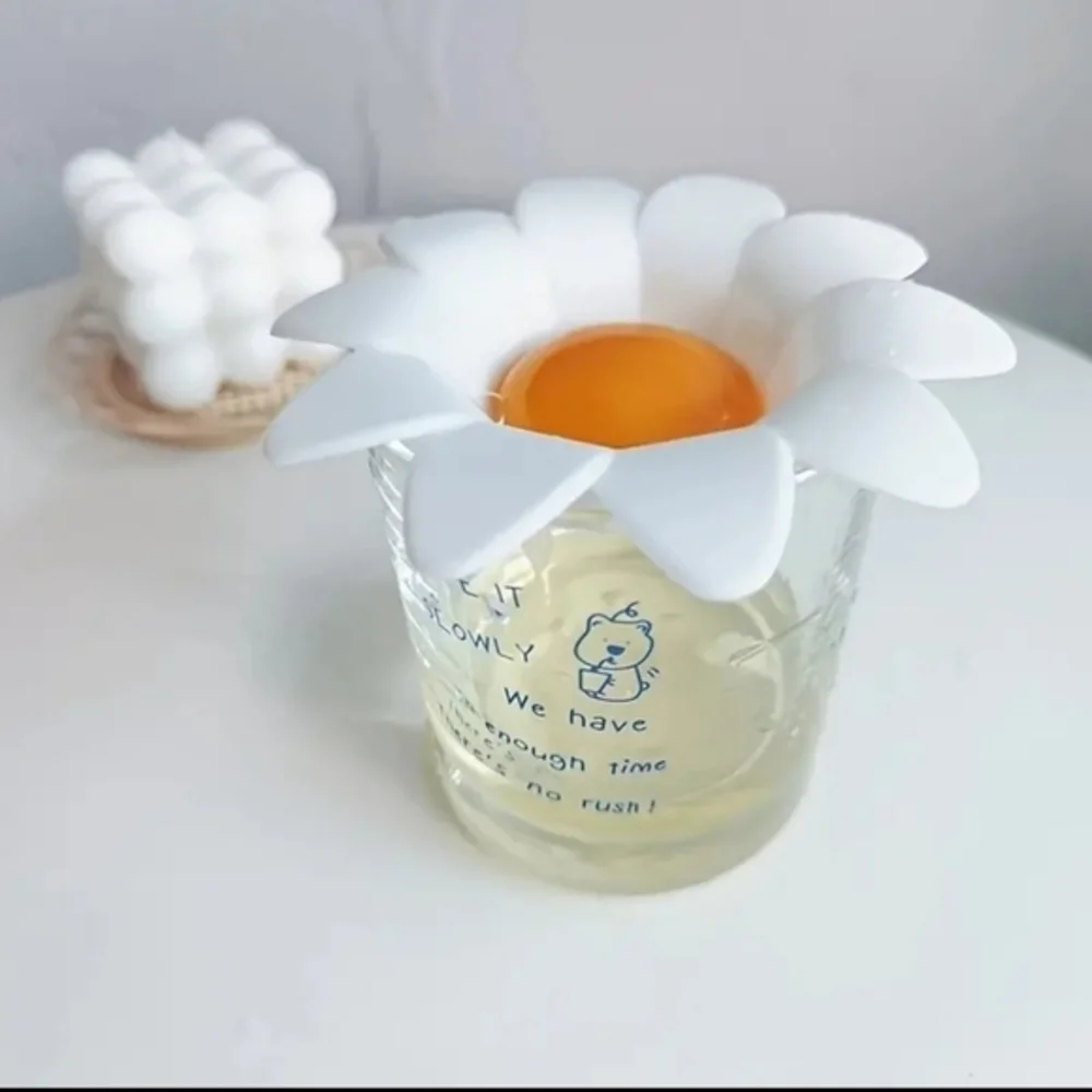 Flower Shaped Egg‎ White Separater for Cooking White